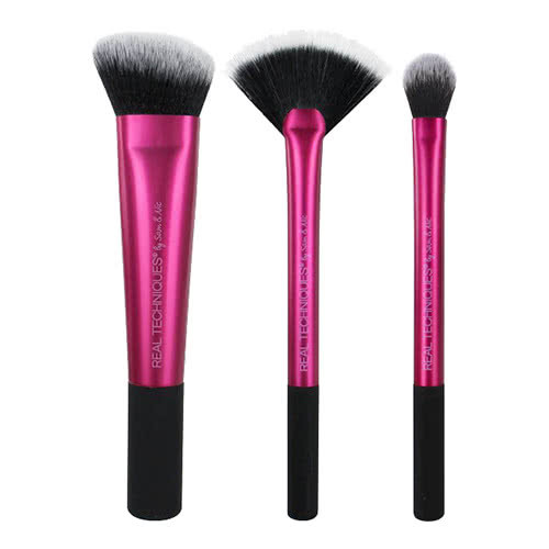 Here's The Difference Between Synthetic and Natural Brushes